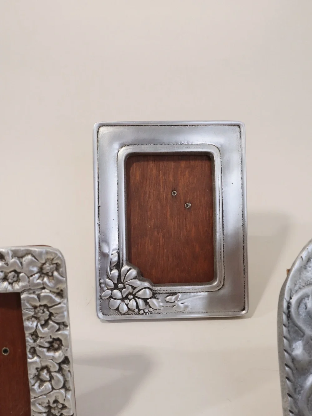 Vintage Mexican Pewter Picture Frame Floral & Leaves corner Handmade 5x6